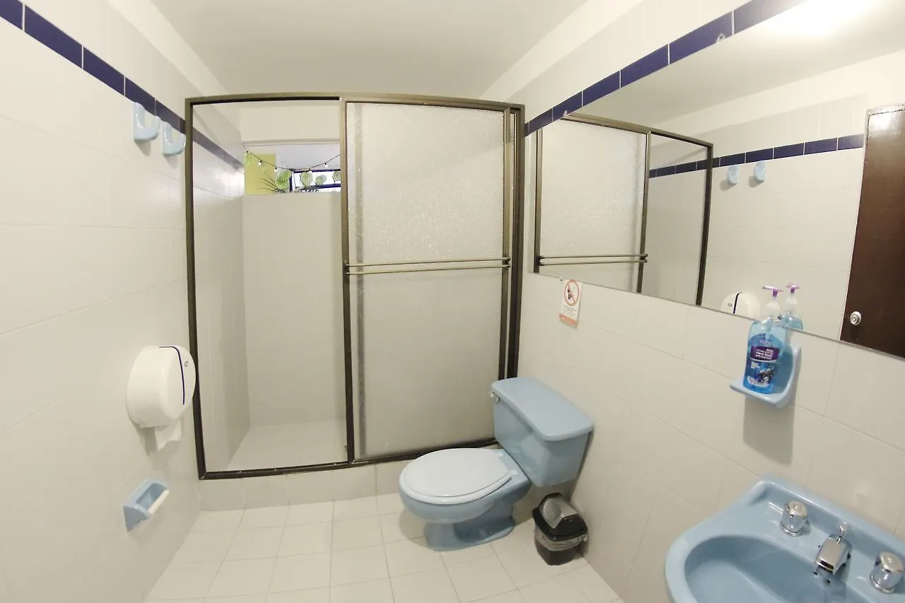 Albaka Guest House B&B