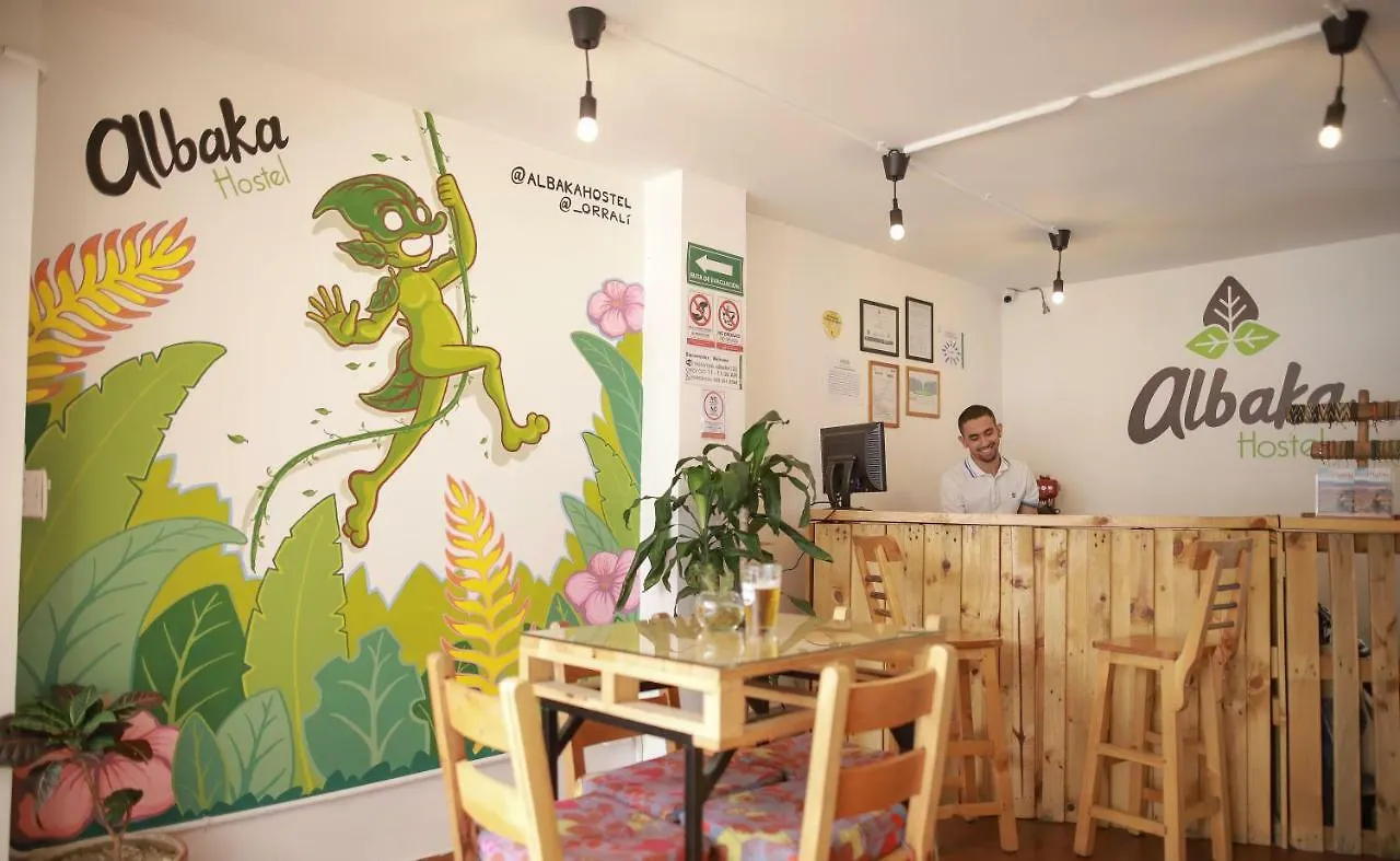 Albaka Guest House 2*, 메딜린